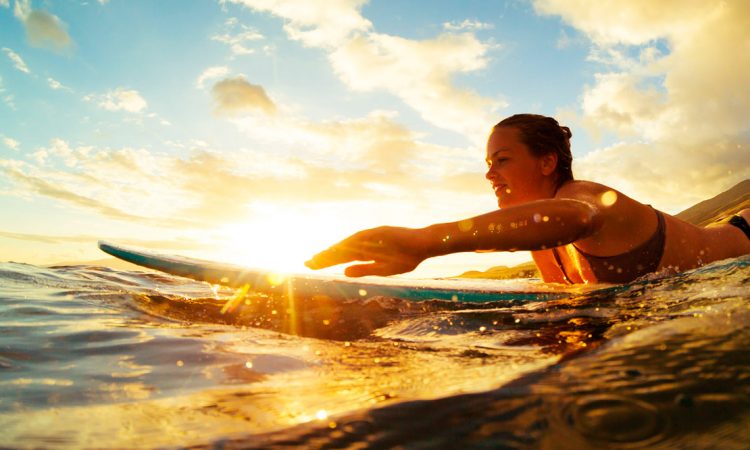 Lecciones-de-surf-en-Uvita